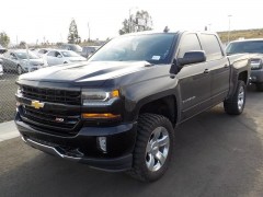 BUY CHEVROLET SILVERADO 1500 2018 4WD CREW CAB 153.0