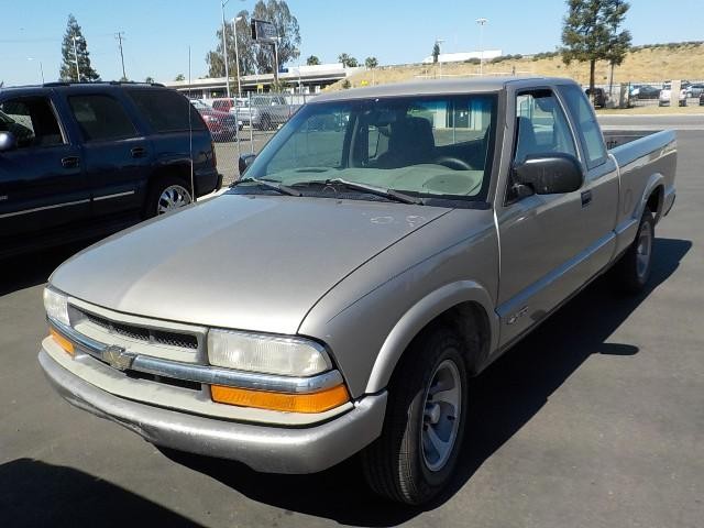 BUY CHEVROLET S-10 2000 EXT CAB 123