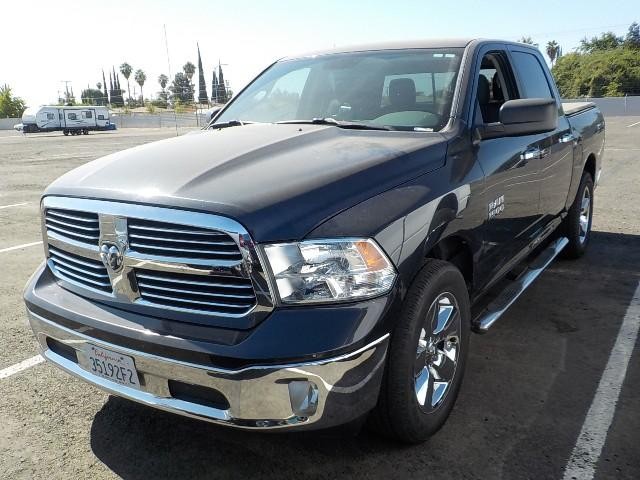 BUY RAM 1500 2016 2WD CREW CAB 140.5